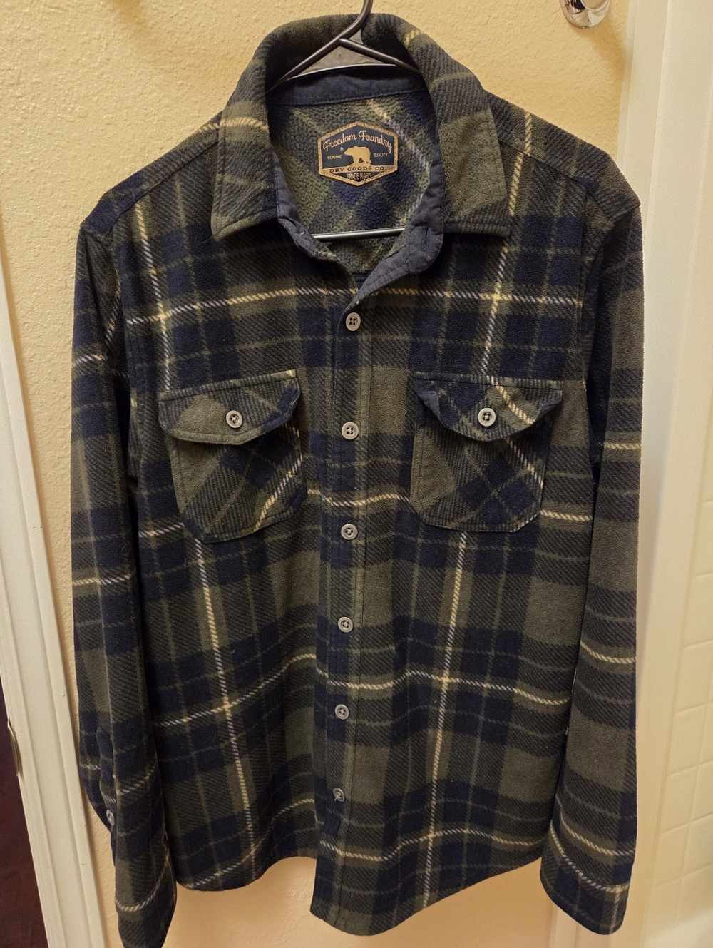 Men's Medium Plaid Flannel Shirt - Olive & Navy